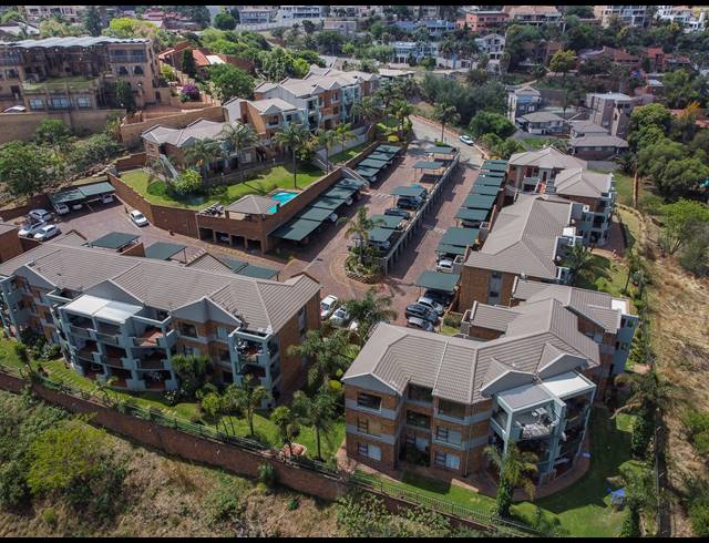 2 BEDROOM TOWNHOUSE FOR SALE IN BASSONIA